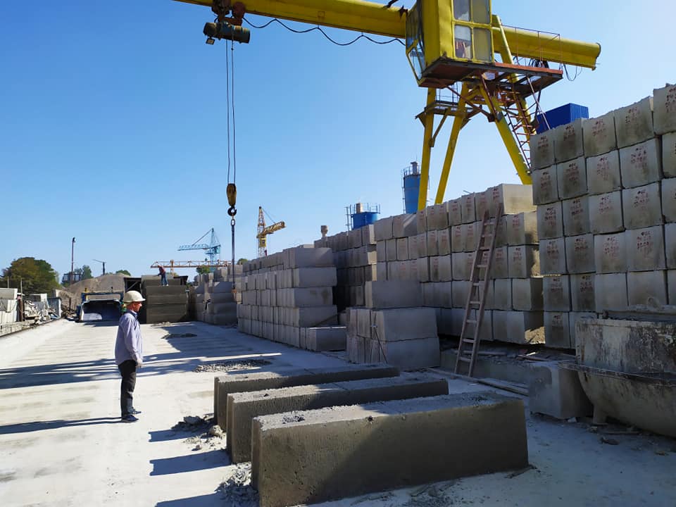 блоки стін підвалів